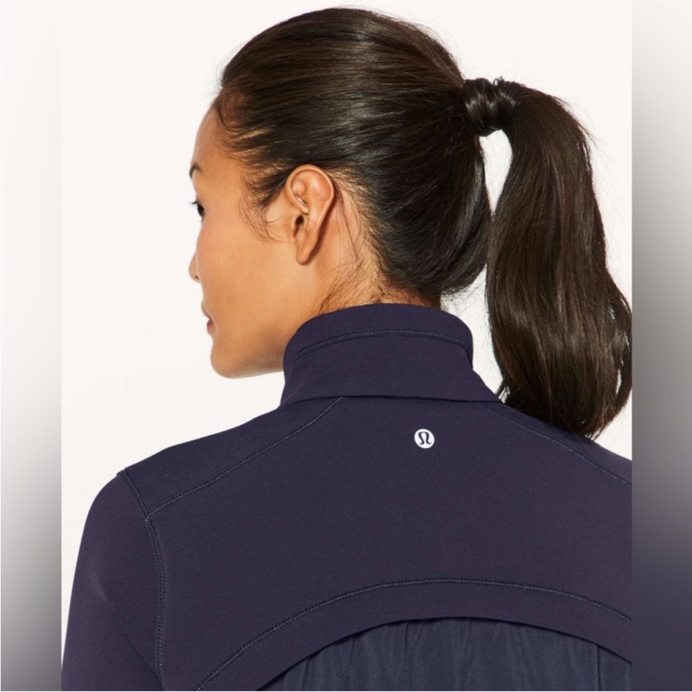 Lululemon || Cardio Squad Jacket in Midnight Navy 6 - Picture 7 of 15